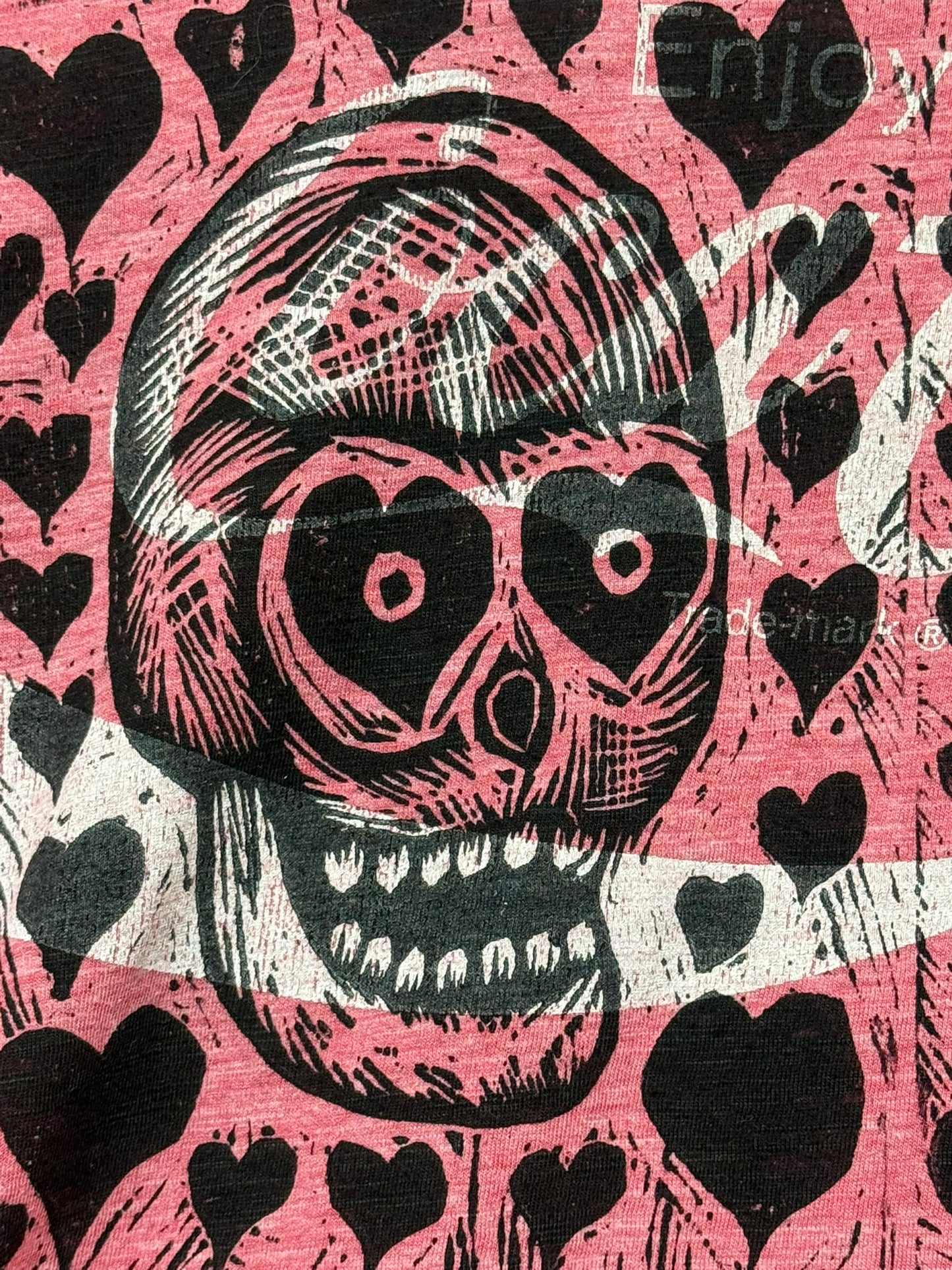 Love Kills Small  Funhouse Find Tshirt